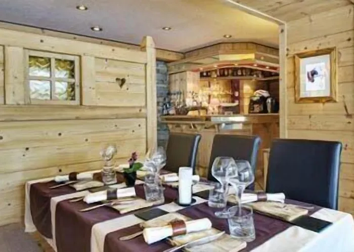 Alp'hotel 3* لا كلوساز