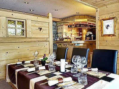 Alp'hotel 3*